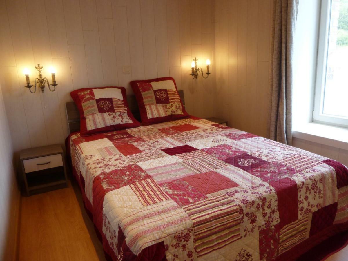 Вилла Le Relais De La Houille Sart-Custinne Экстерьер фото
